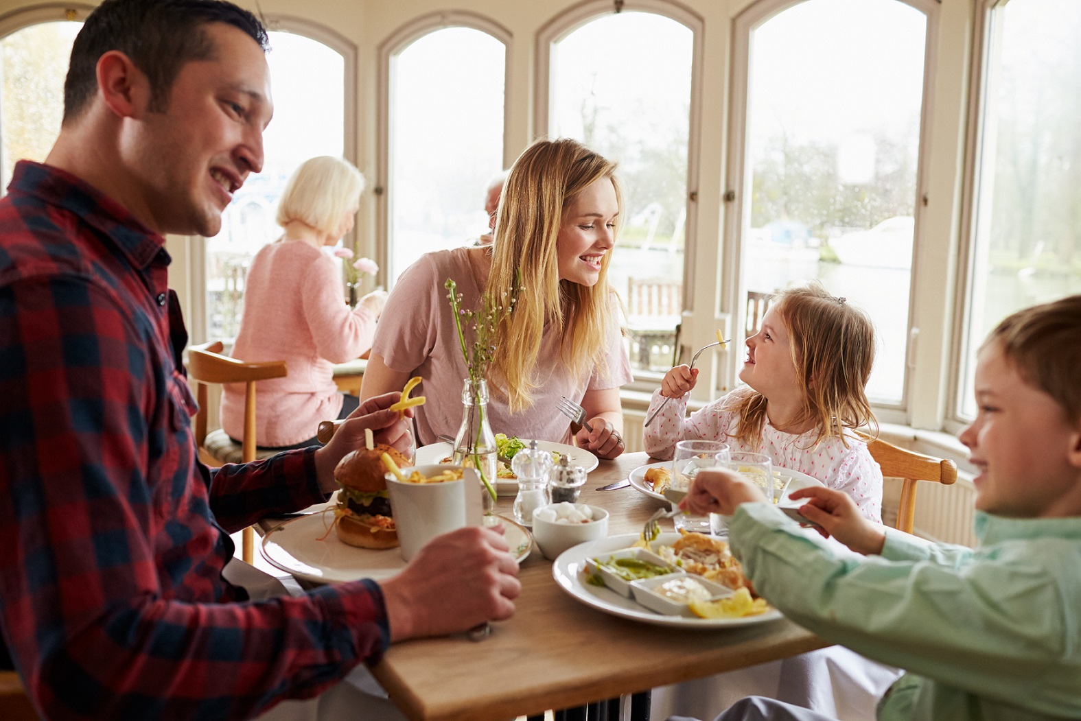 Wskazówki dotyczące prowadzenia restauracji, kawiarni lub zakładu gastronomicznego przyjaznego rodzinie